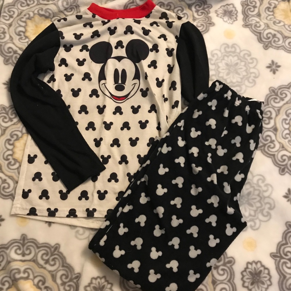Girls or boys pajamas